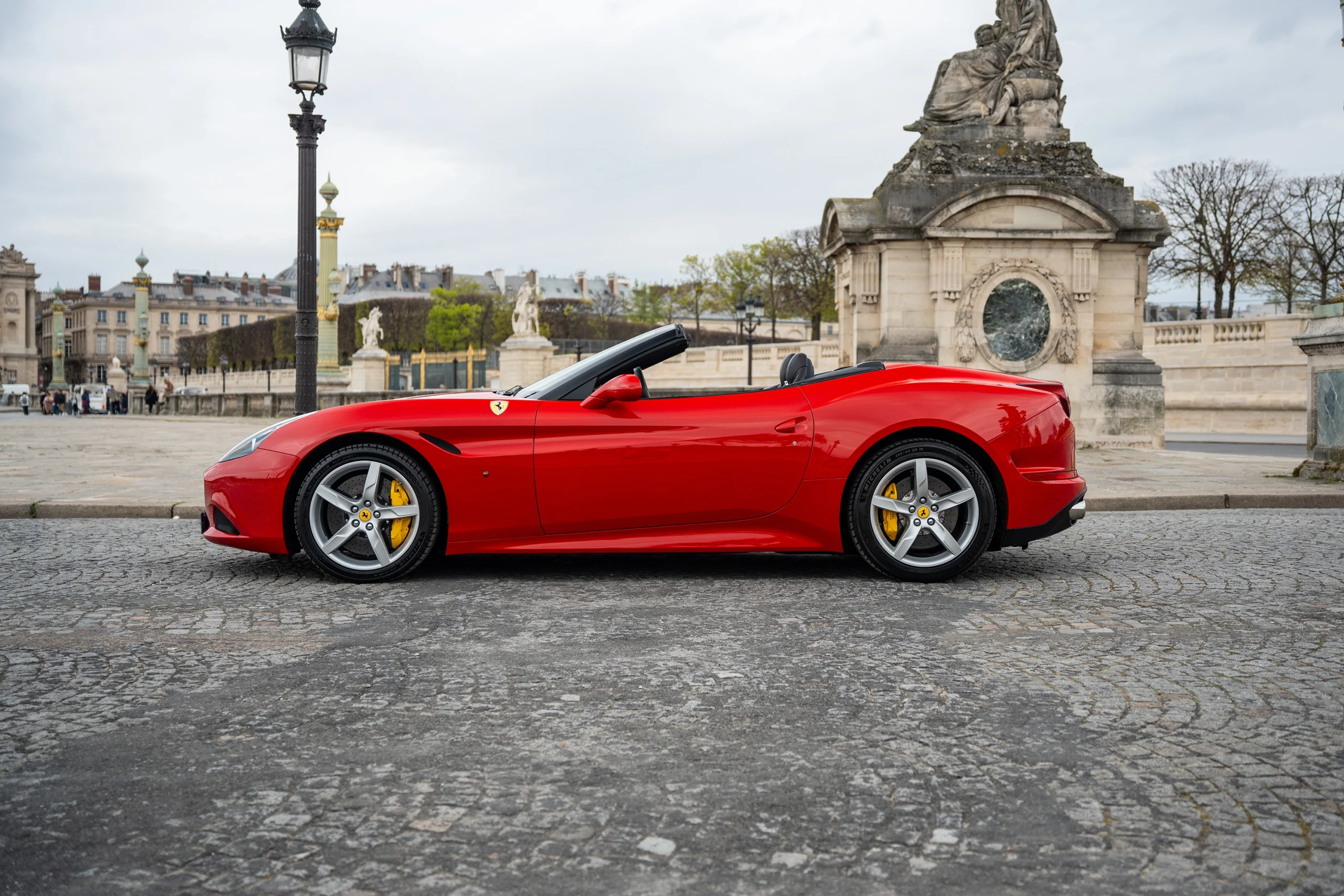 Ferrari California T