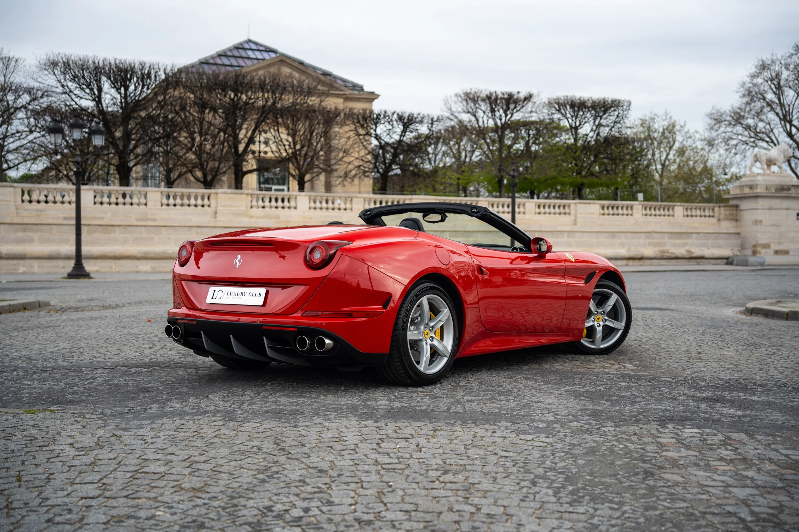 Ferrari California T