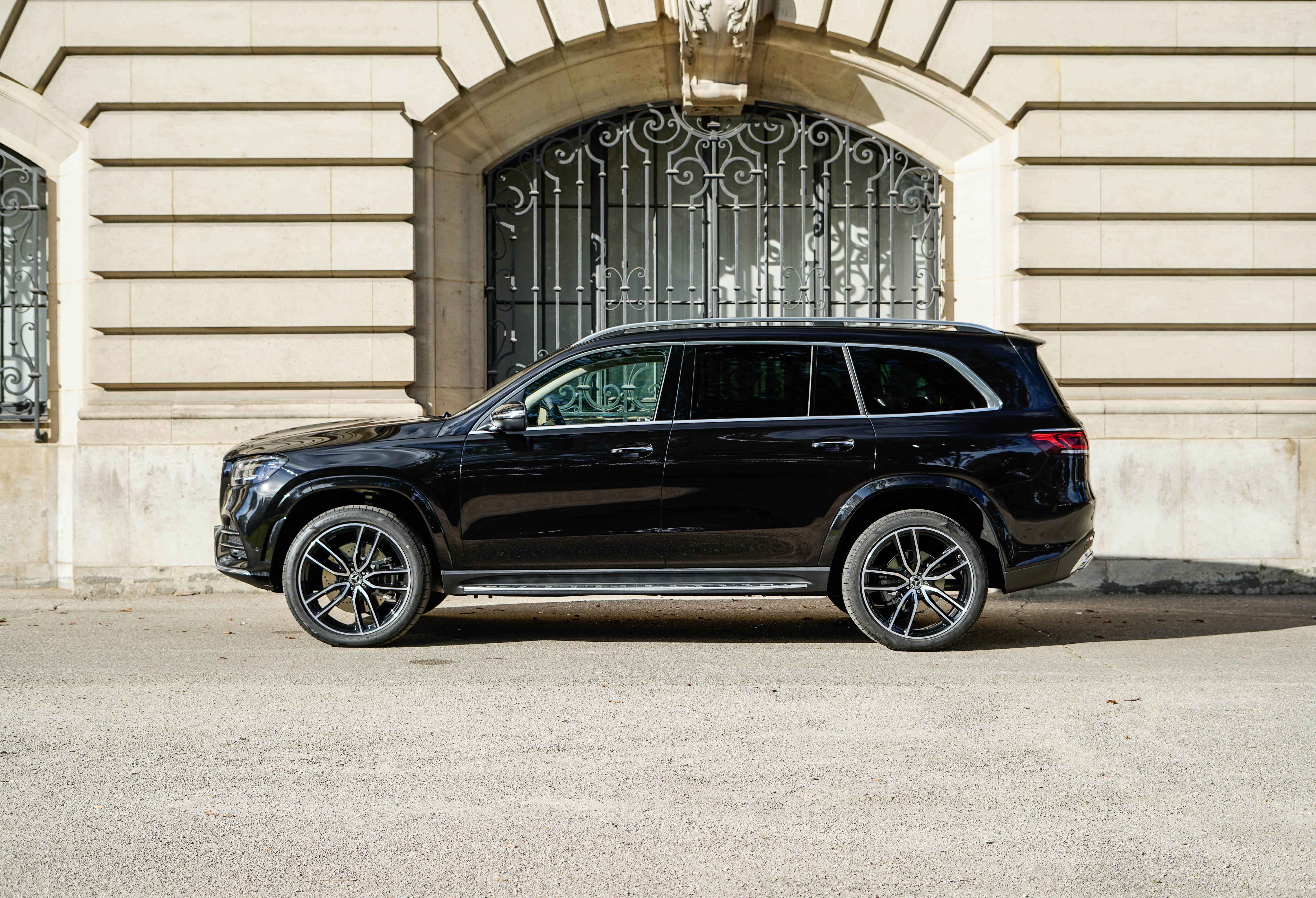 MERCEDES GLS 