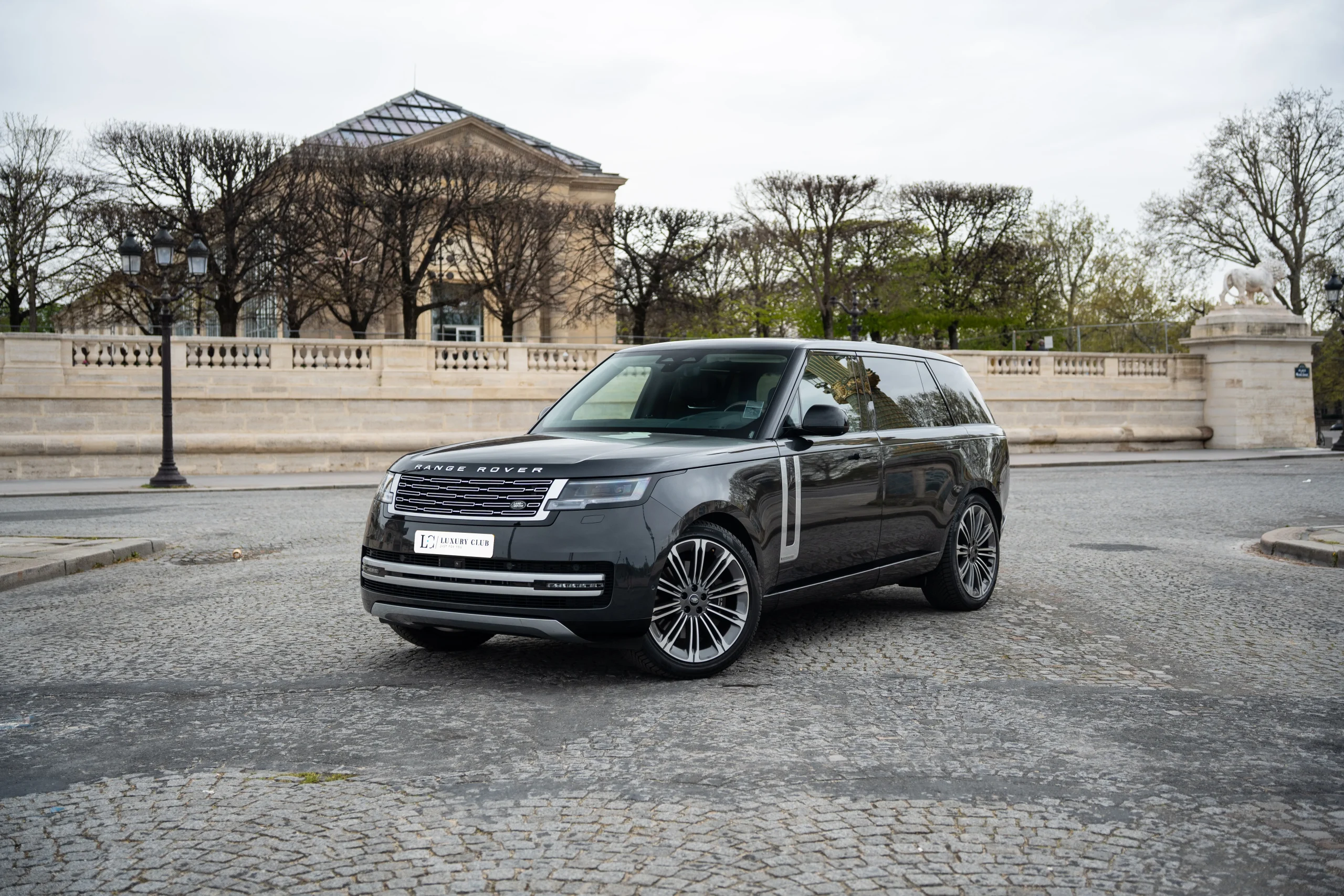 Range Rover LWB P530