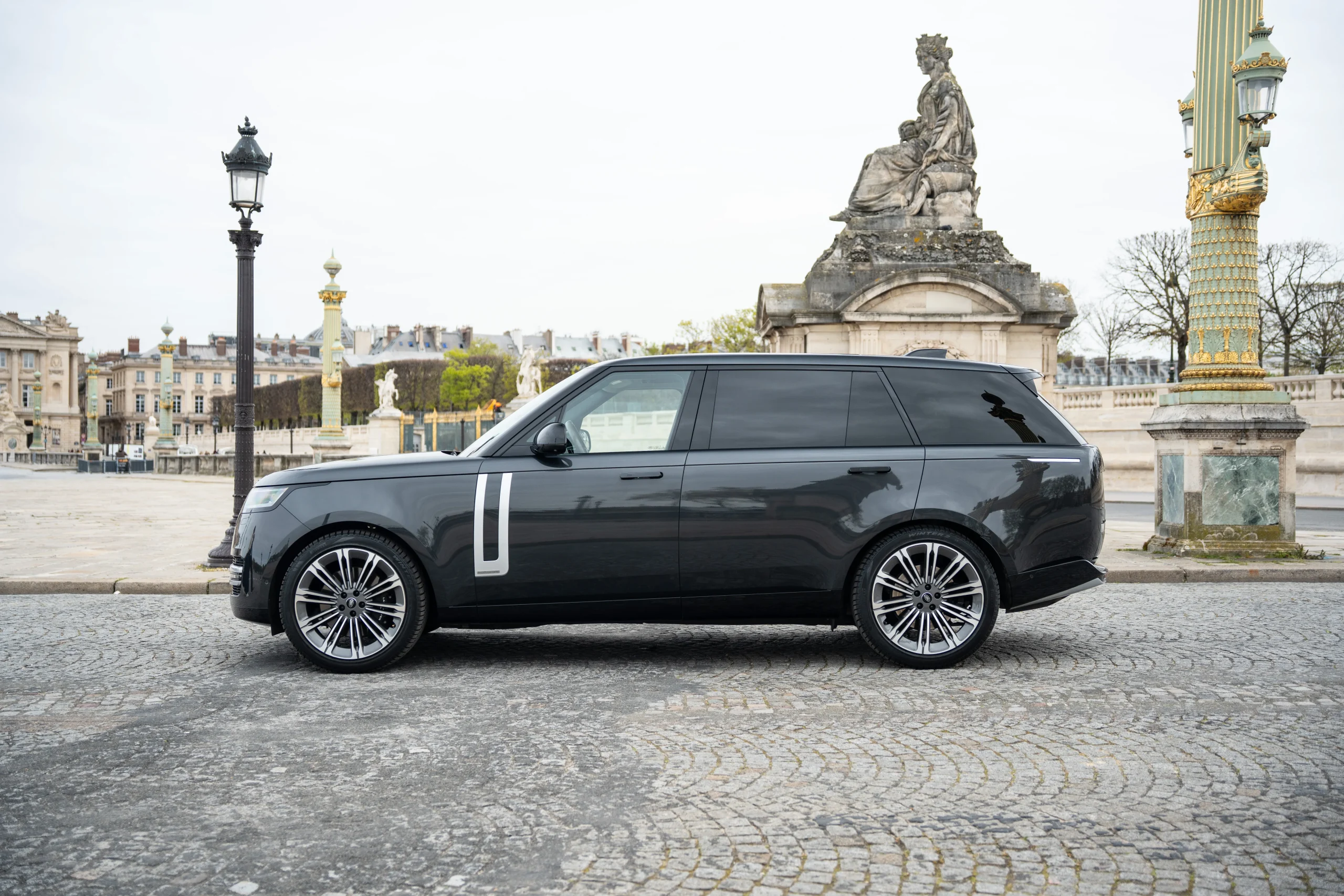 Range Rover LWB P530